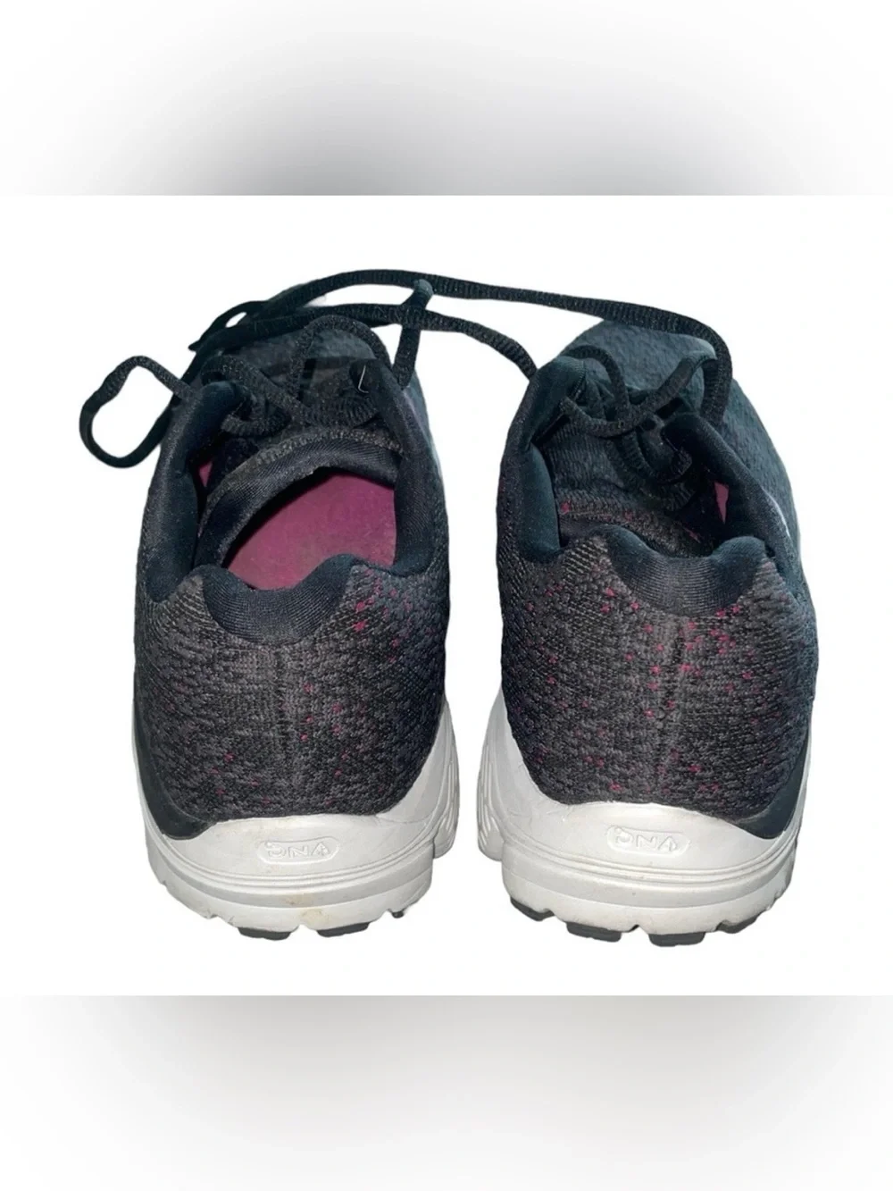 Brooks Anthem 2 Women’s Size 10 B Gray Pink Running Shoes Sneakers 120293
